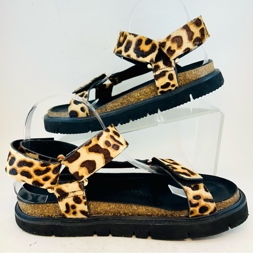 ALL BLACK Footwear Jungle Leopard Print Lowform Adjustable Flat Sandals 39 8.5 - Picture 4 of 12